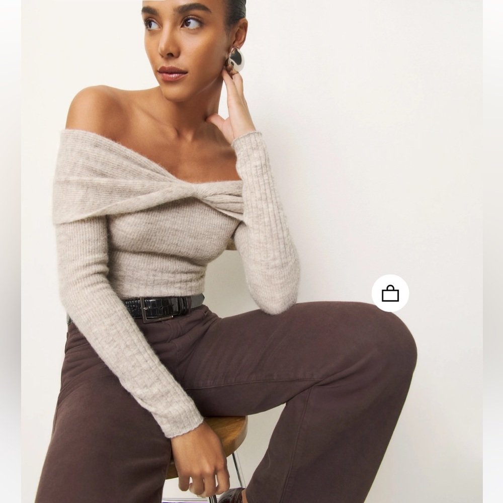 NWT Reformation Florie Twist Front Sweater - Size M